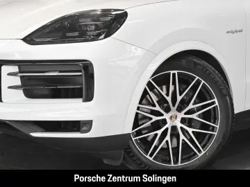 PORSCHE Cayenne E-Hybrid Panorma Bose InnoDrive AHK