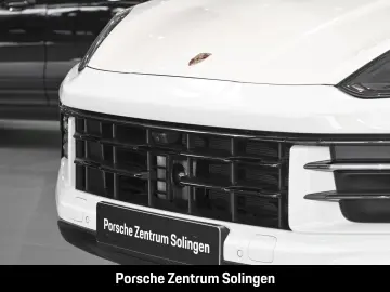 PORSCHE Cayenne E-Hybrid Panorma Bose InnoDrive AHK