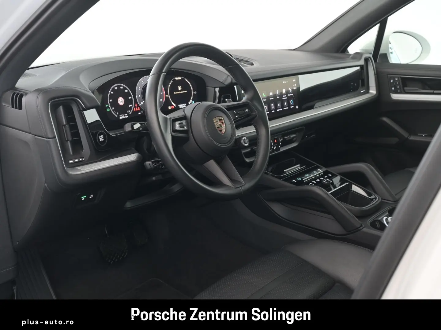 PORSCHE Cayenne E-Hybrid Panorma Bose InnoDrive AHK
