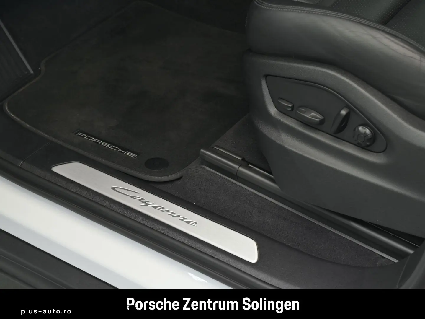 PORSCHE Cayenne E-Hybrid Panorma Bose InnoDrive AHK