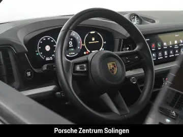PORSCHE Cayenne E-Hybrid Panorma Bose InnoDrive AHK