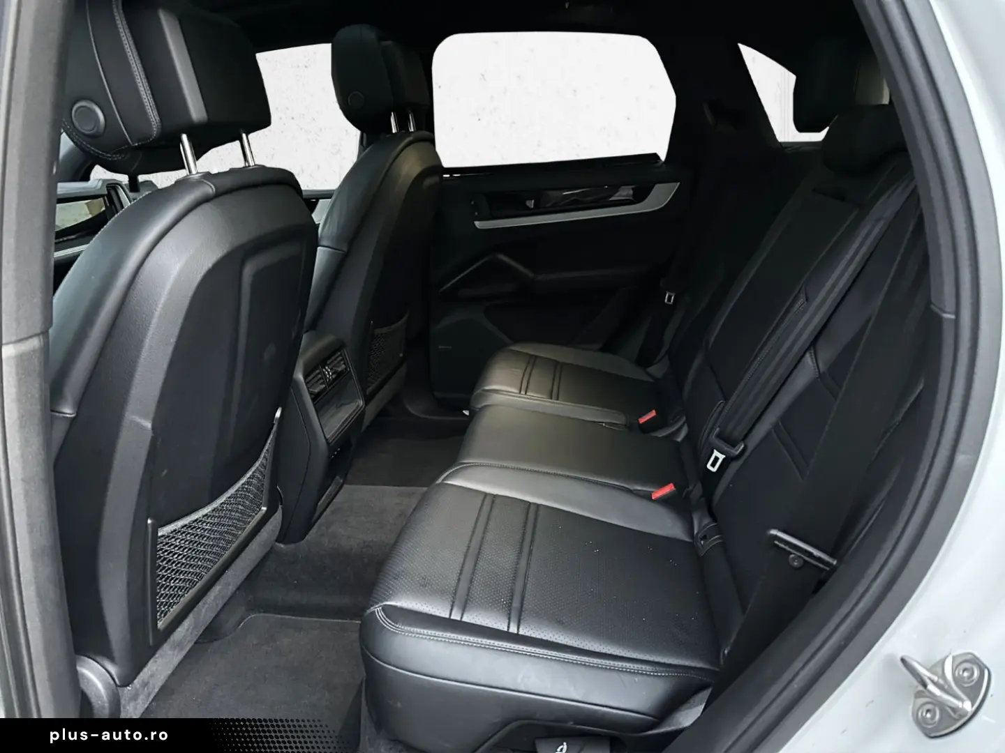 PORSCHE Cayenne E-Hybrid BOSE 360 Grad Kamera