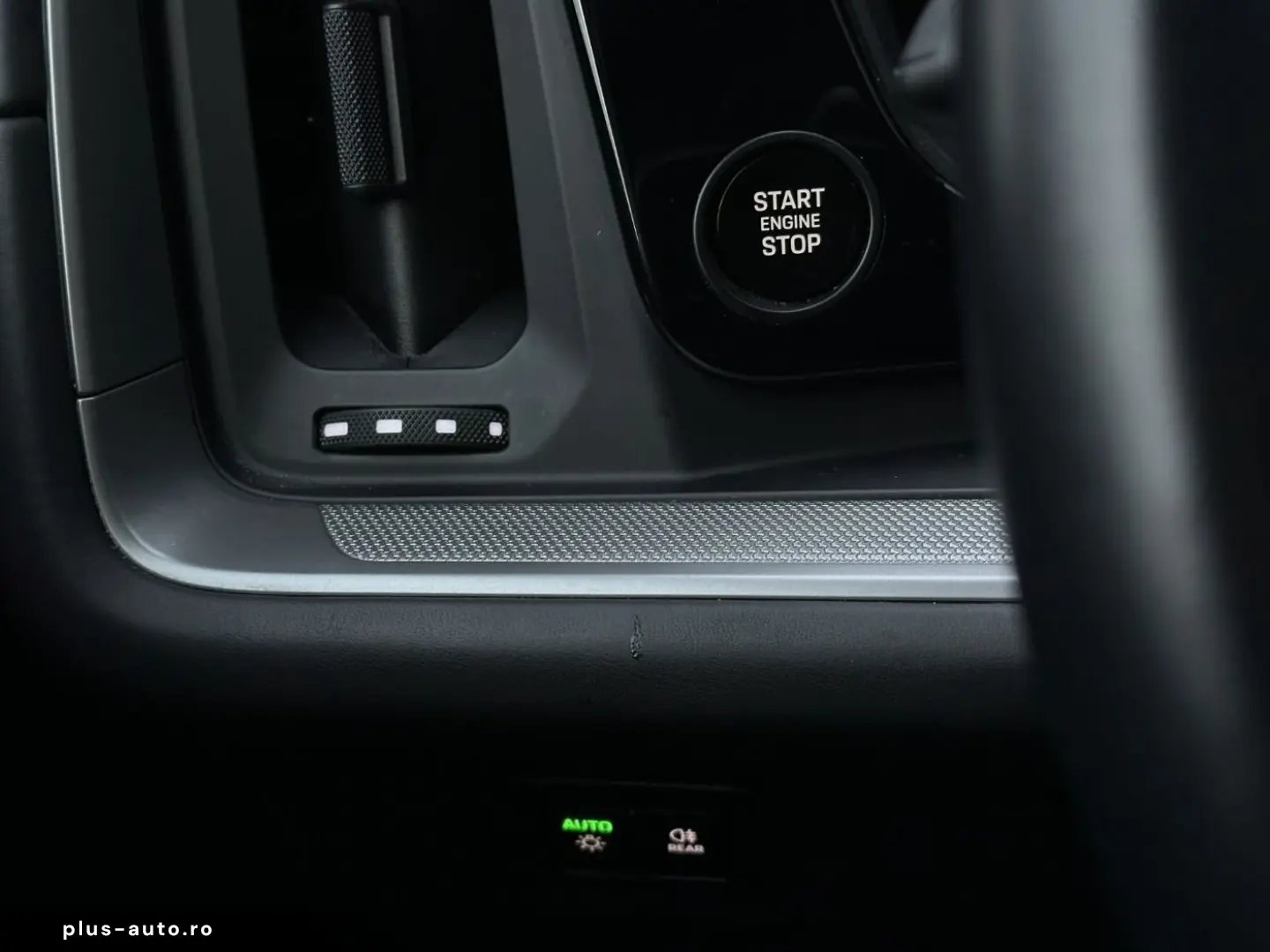 PORSCHE Cayenne E-Hybrid BOSE 360 Grad Kamera