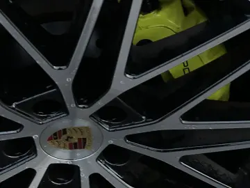 PORSCHE Cayenne E-Hybrid BOSE 360 Grad Kamera