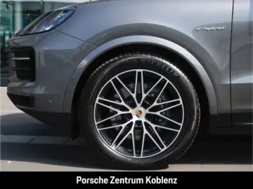 PORSCHE Cayenne E-Hybrid