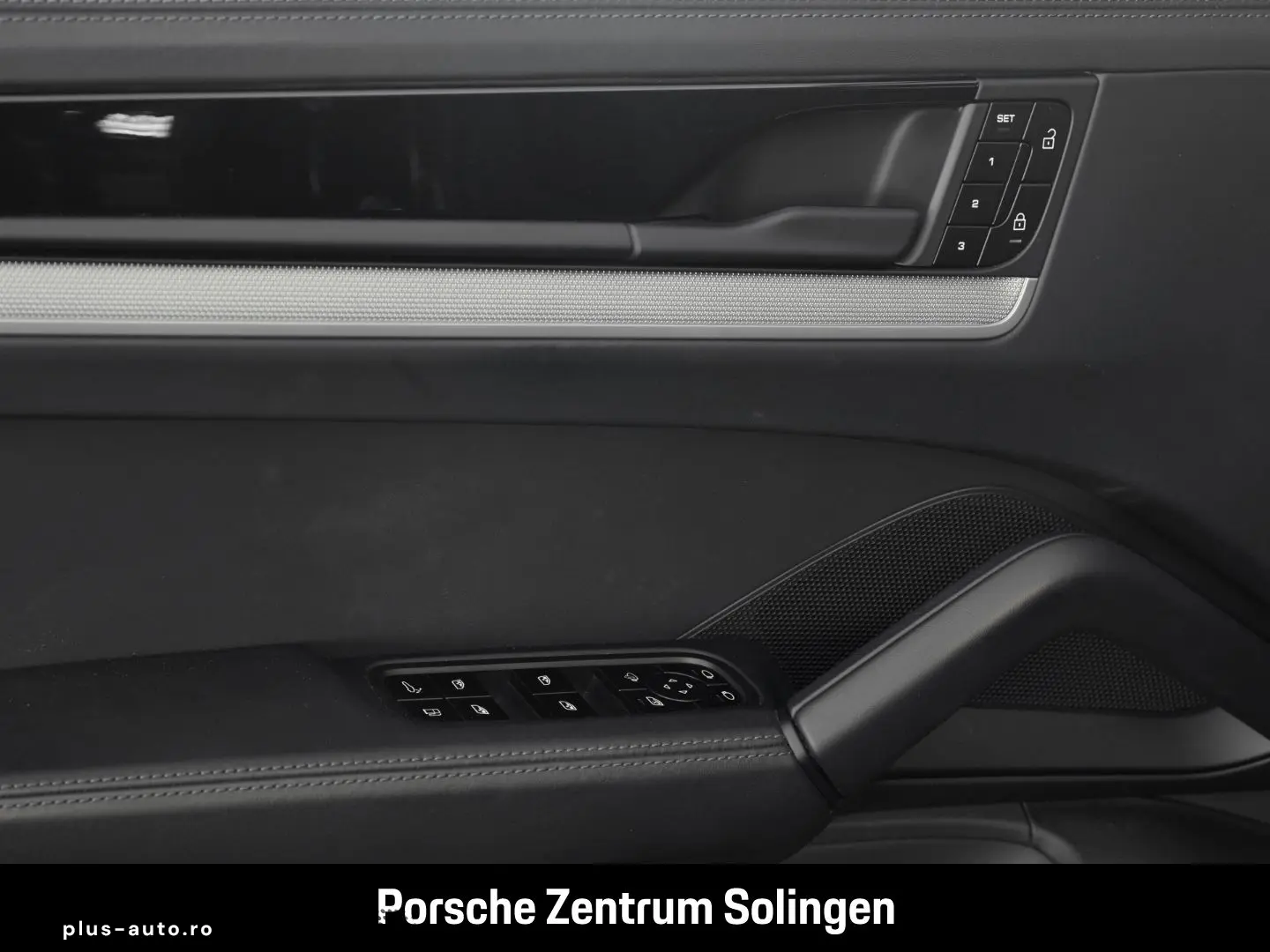 PORSCHE Cayenne E-Hybrid PANO INNO Head-Up SOFT