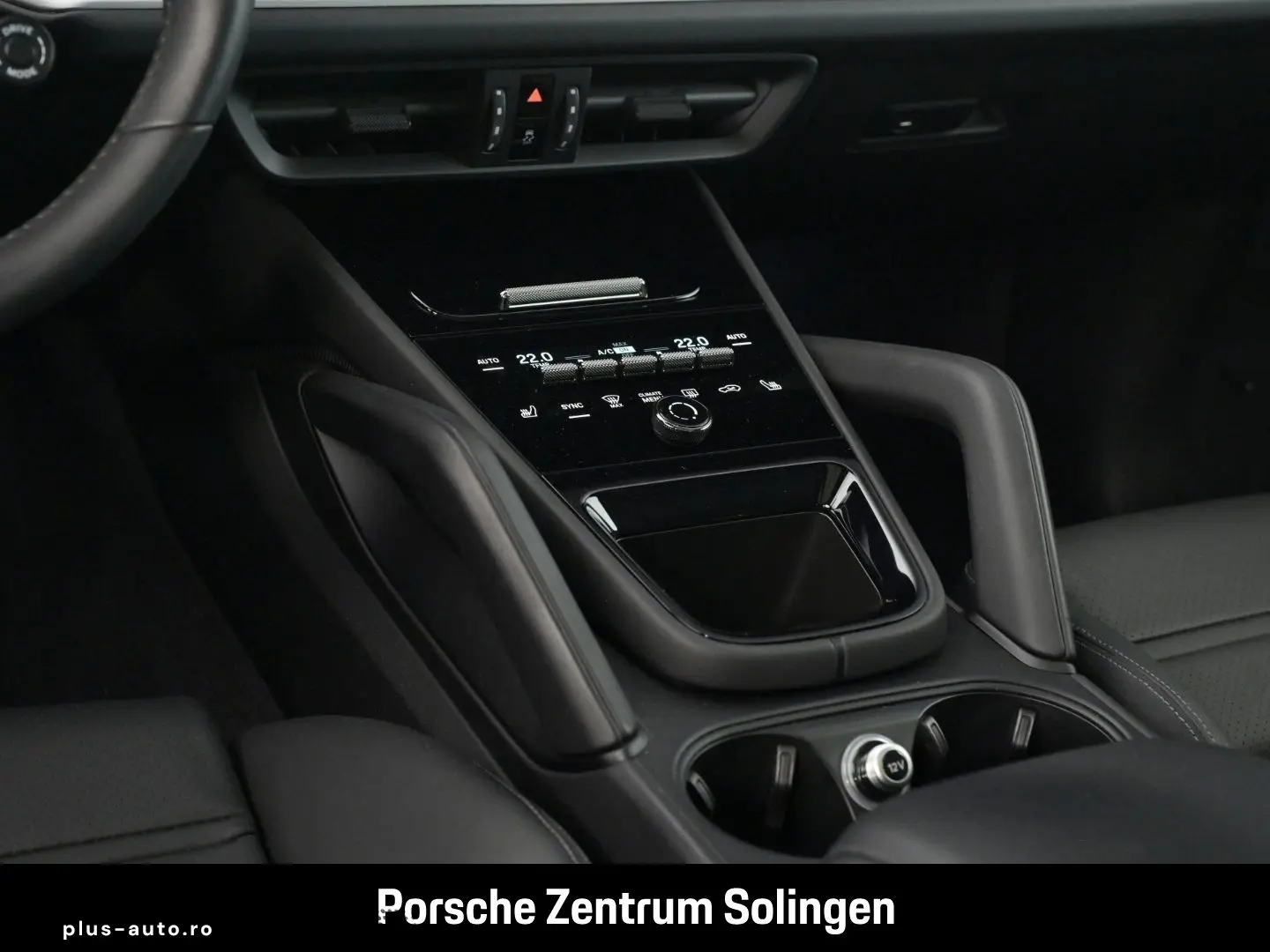 PORSCHE Cayenne E-Hybrid PANO INNO Head-Up SOFT