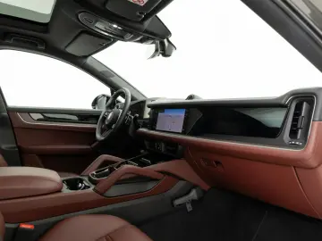 PORSCHE Cayenne Coupe S E-Hybrid   Clubleder   PDCC   HD