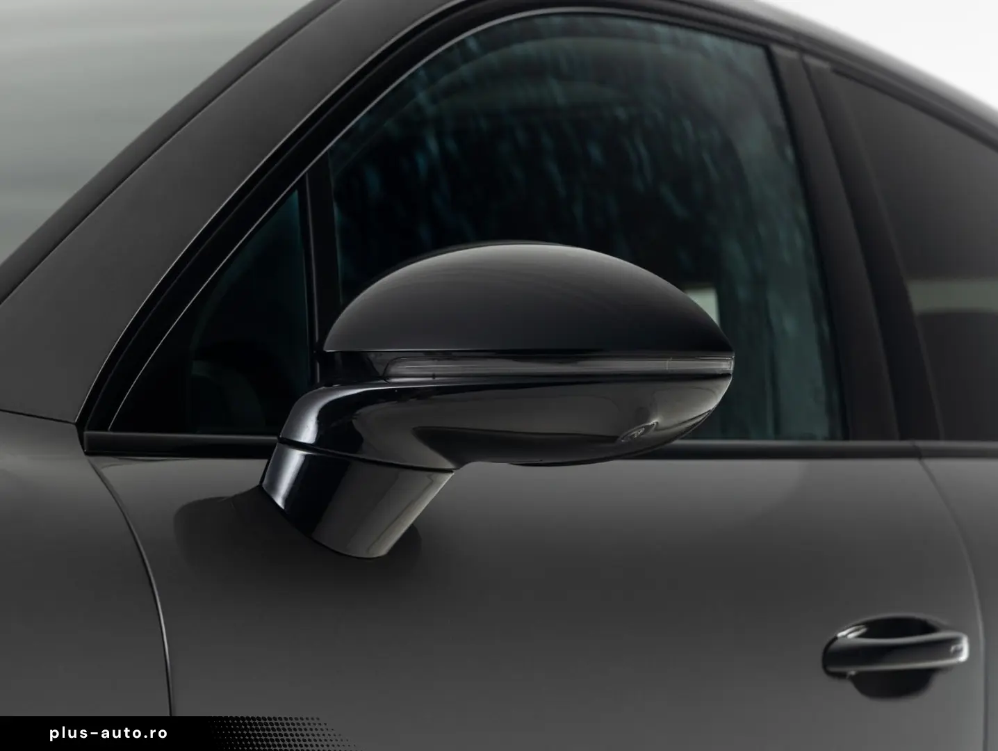 PORSCHE Cayenne Coupe S E-Hybrid   Clubleder   PDCC   HD