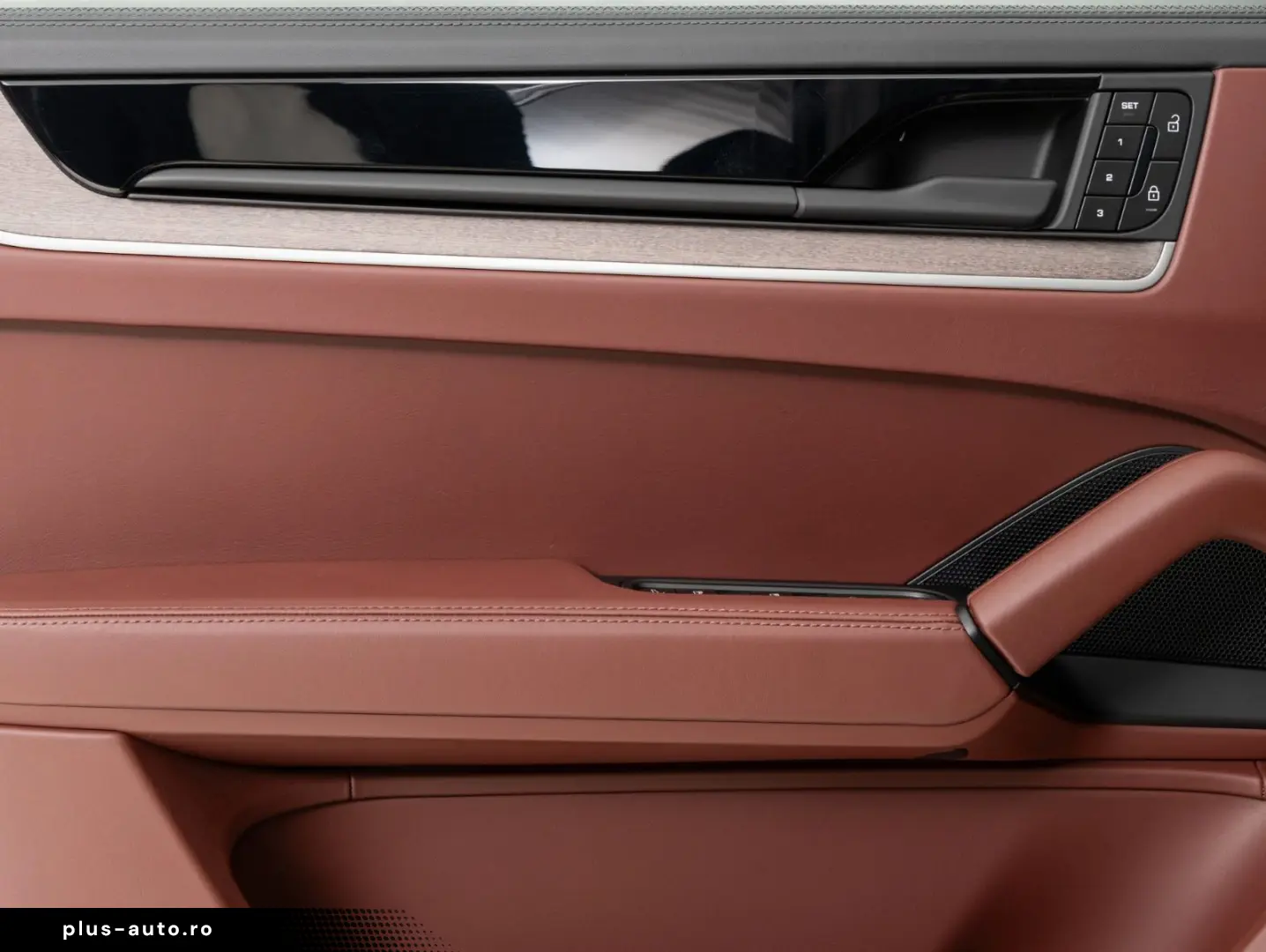 PORSCHE Cayenne Coupe S E-Hybrid   Clubleder   PDCC   HD
