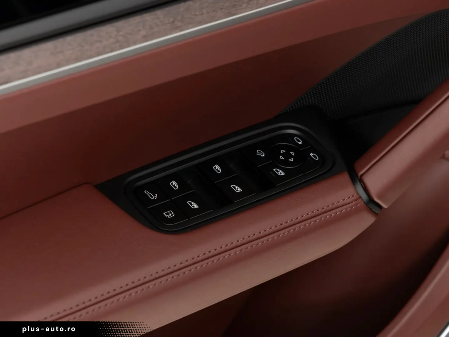 PORSCHE Cayenne Coupe S E-Hybrid   Clubleder   PDCC   HD