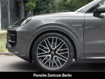PORSCHE Cayenne S E-Hybrid Coupe HA-Lenkung InnoDrive