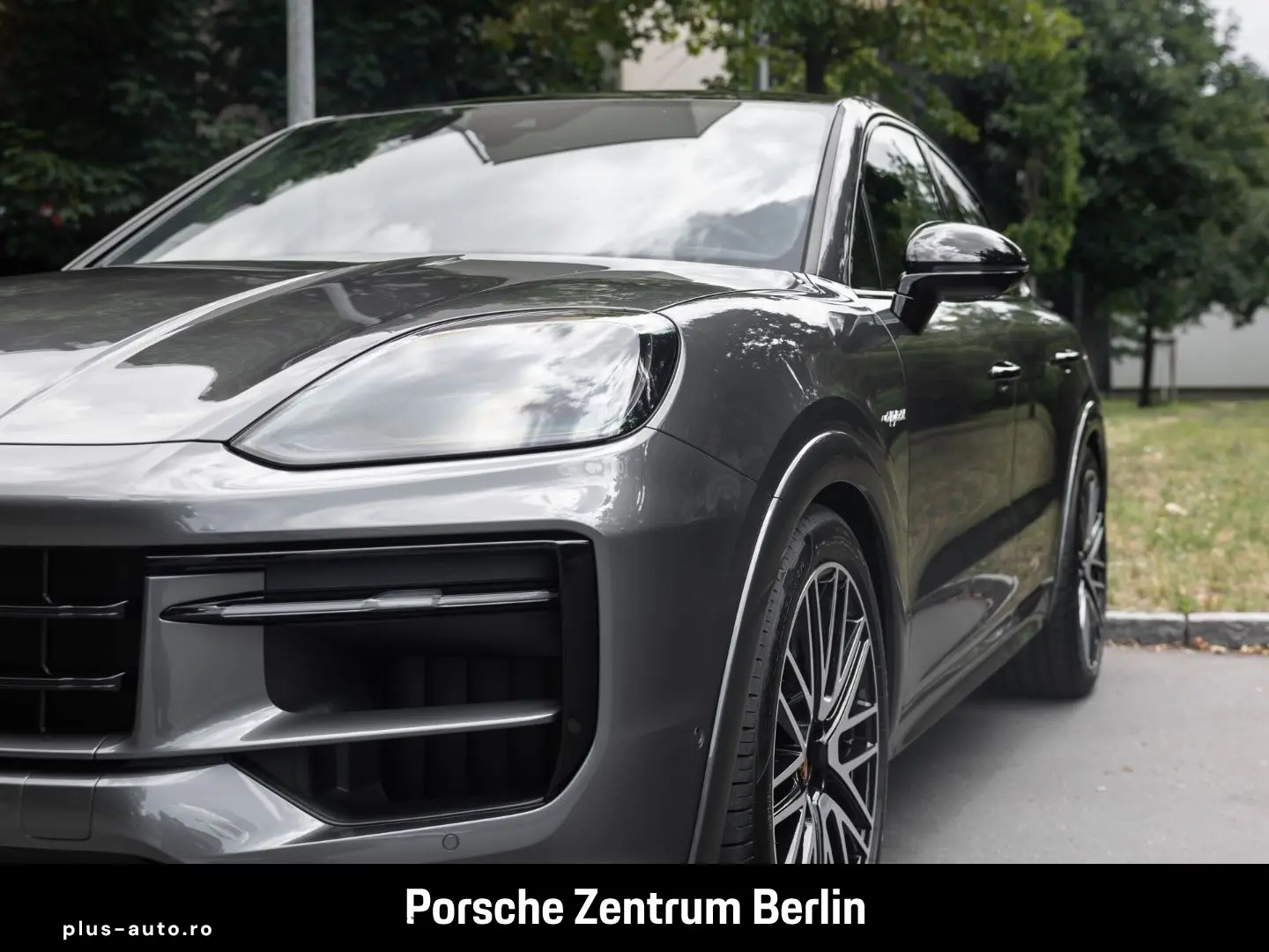 PORSCHE Cayenne S E-Hybrid Coupe HA-Lenkung InnoDrive