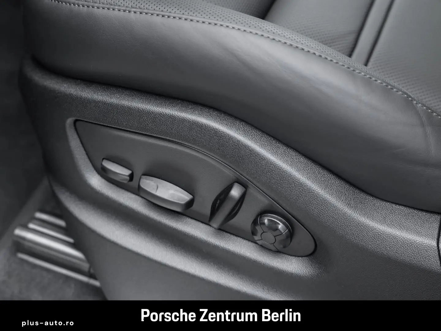 PORSCHE Cayenne S E-Hybrid Coupe HA-Lenkung InnoDrive