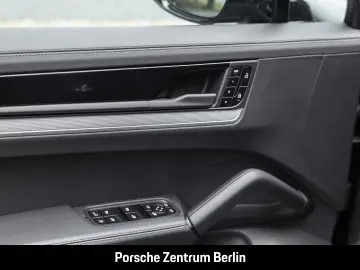PORSCHE Cayenne S E-Hybrid Coupe HA-Lenkung InnoDrive