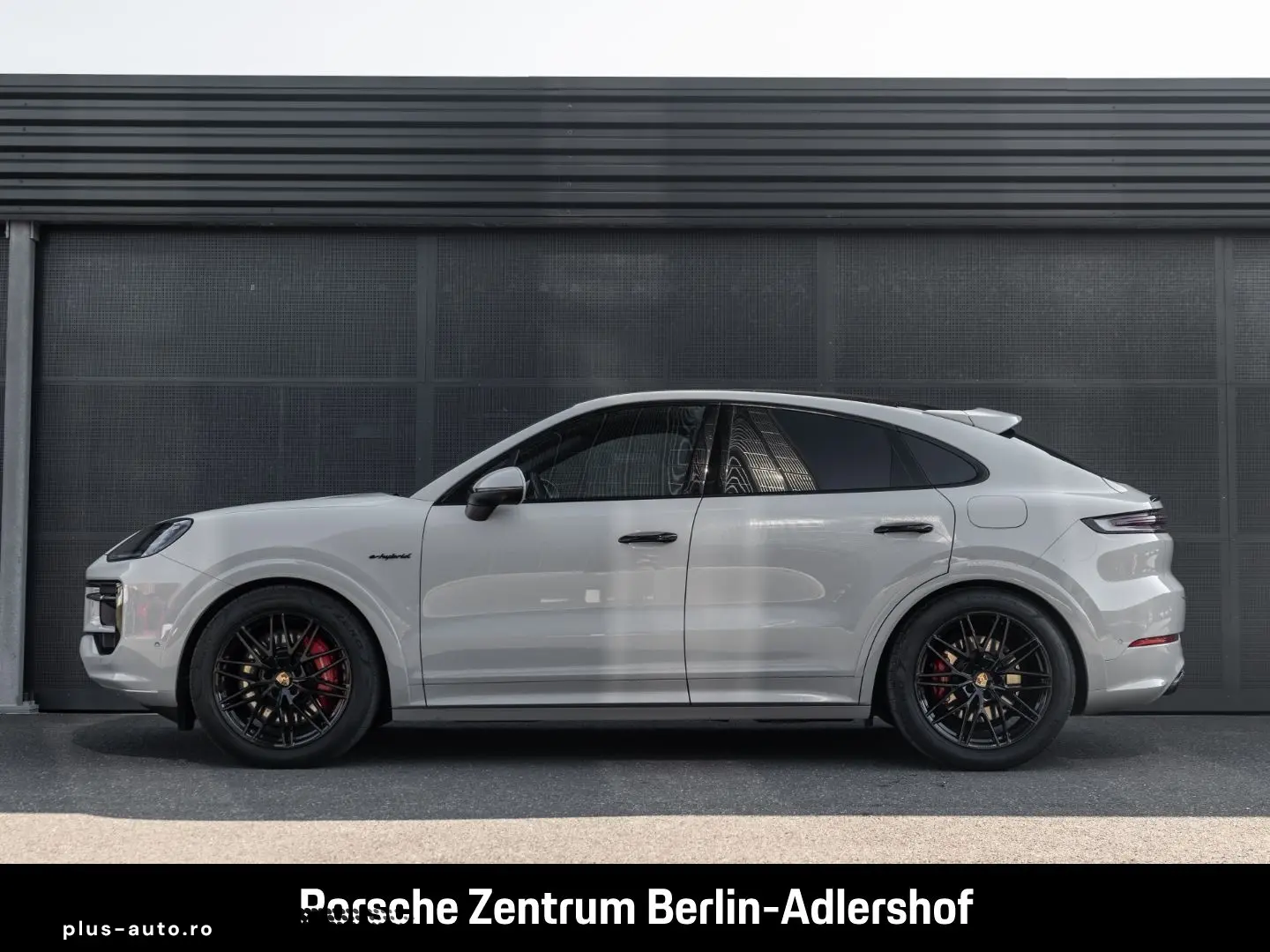 PORSCHE Cayenne S E-Hybrid Coupe HA-Lenkung InnoDrive
