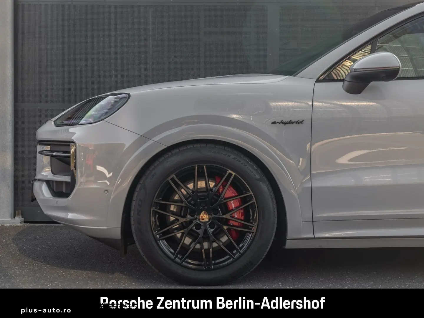 PORSCHE Cayenne S E-Hybrid Coupe HA-Lenkung InnoDrive