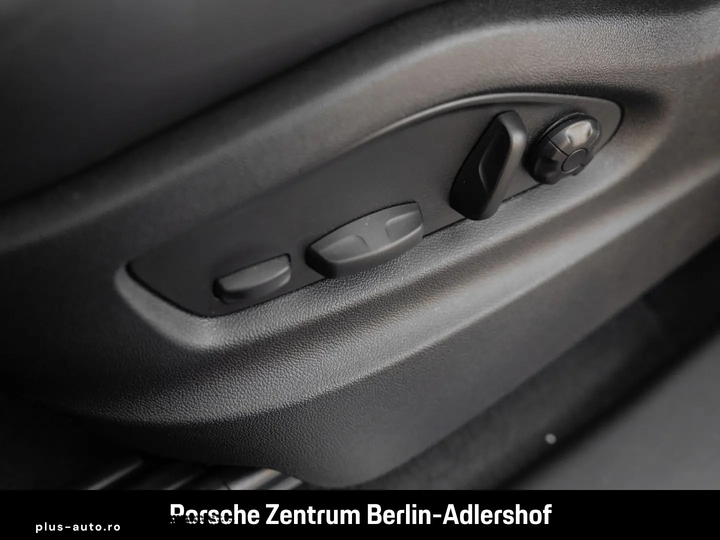 PORSCHE Cayenne S E-Hybrid Coupe HA-Lenkung InnoDrive
