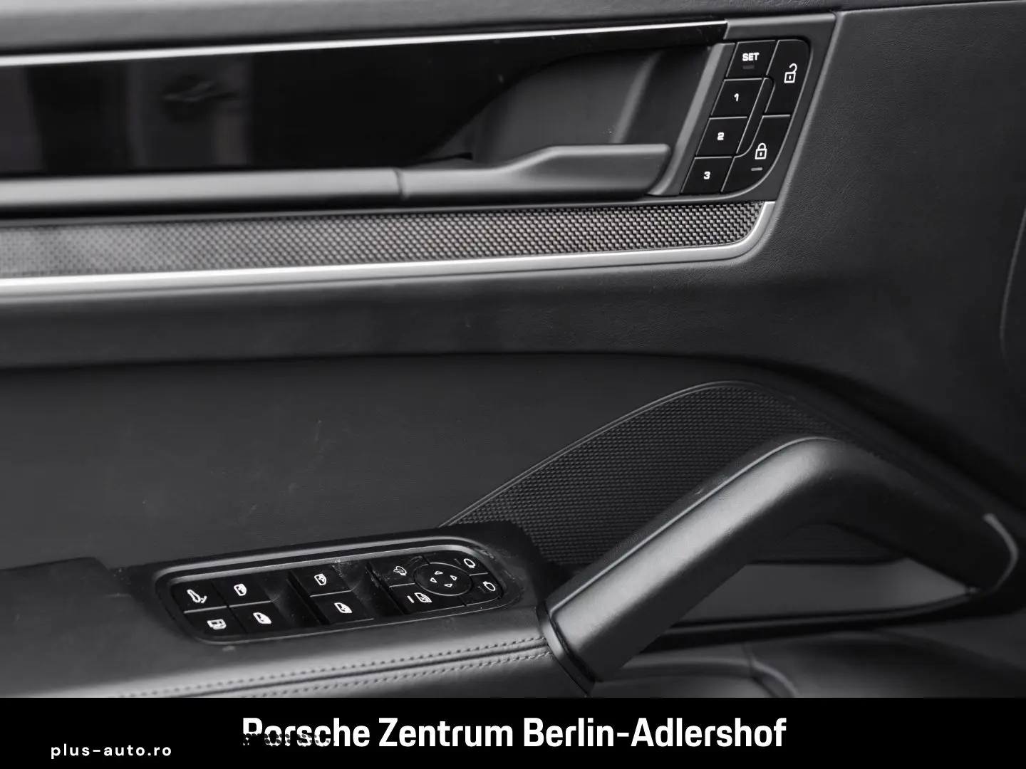 PORSCHE Cayenne S E-Hybrid Coupe HA-Lenkung InnoDrive