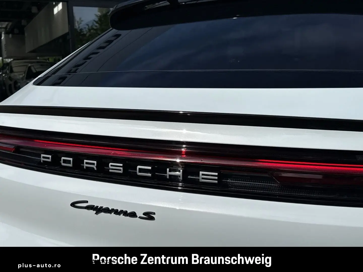 PORSCHE Cayenne S E-Hybrid Coupe InnoDrive HA-Lenkung