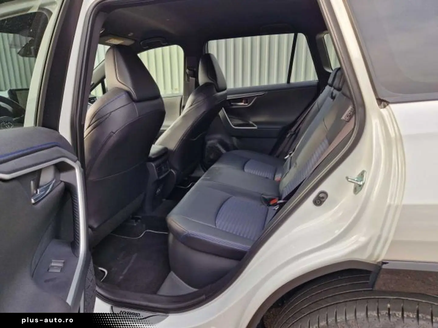 TOYOTA RAV 4 Hybrid 2.5 4x4 Style Selection Navi Sounds