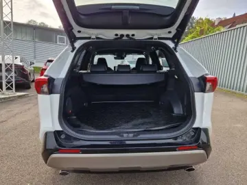 TOYOTA RAV 4 Hybrid 2.5 4x4 Style Selection Navi Sounds