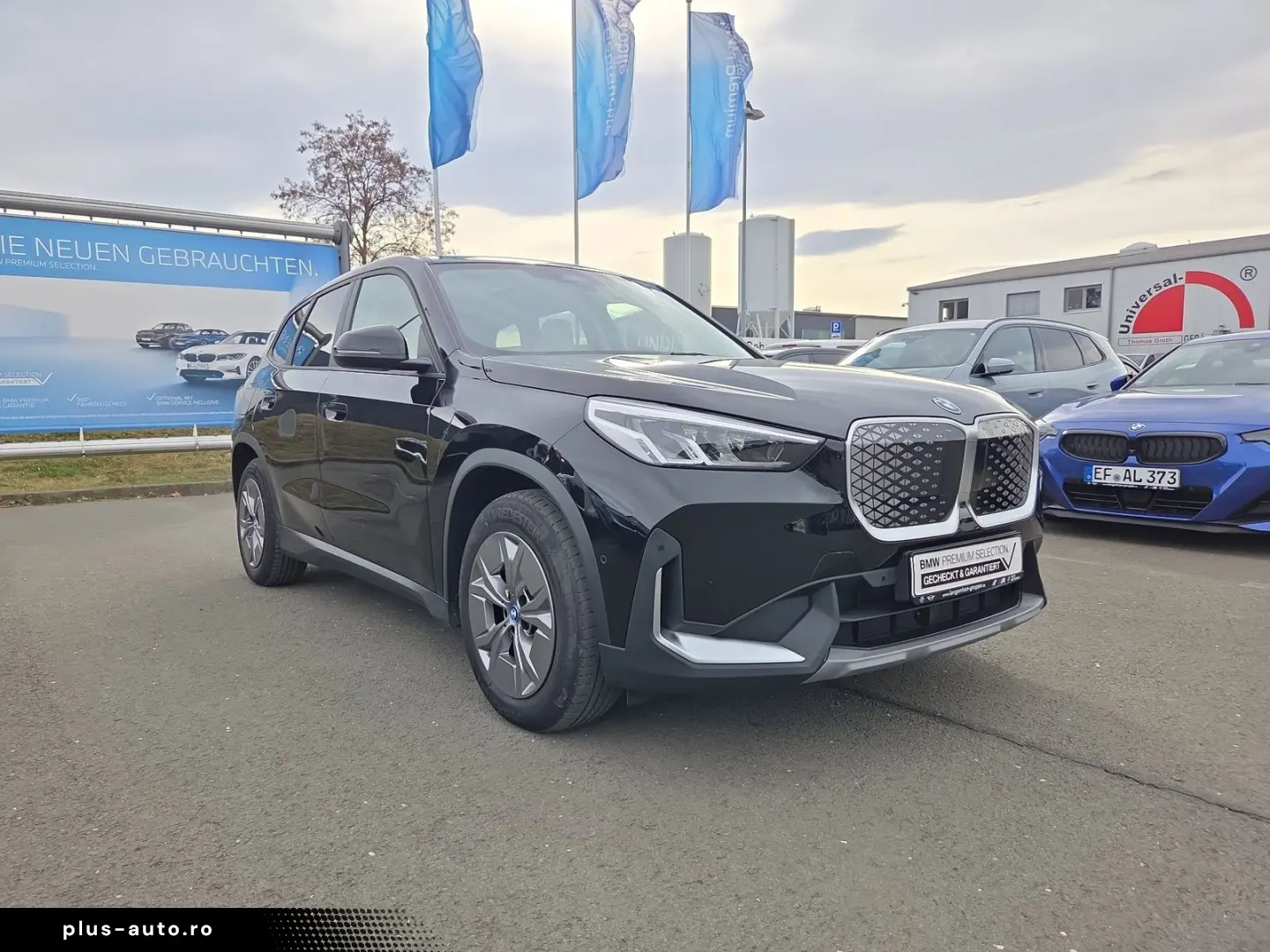 BMW iX1 xDrive30 DAB Pano.Dach Parkassistent Shz