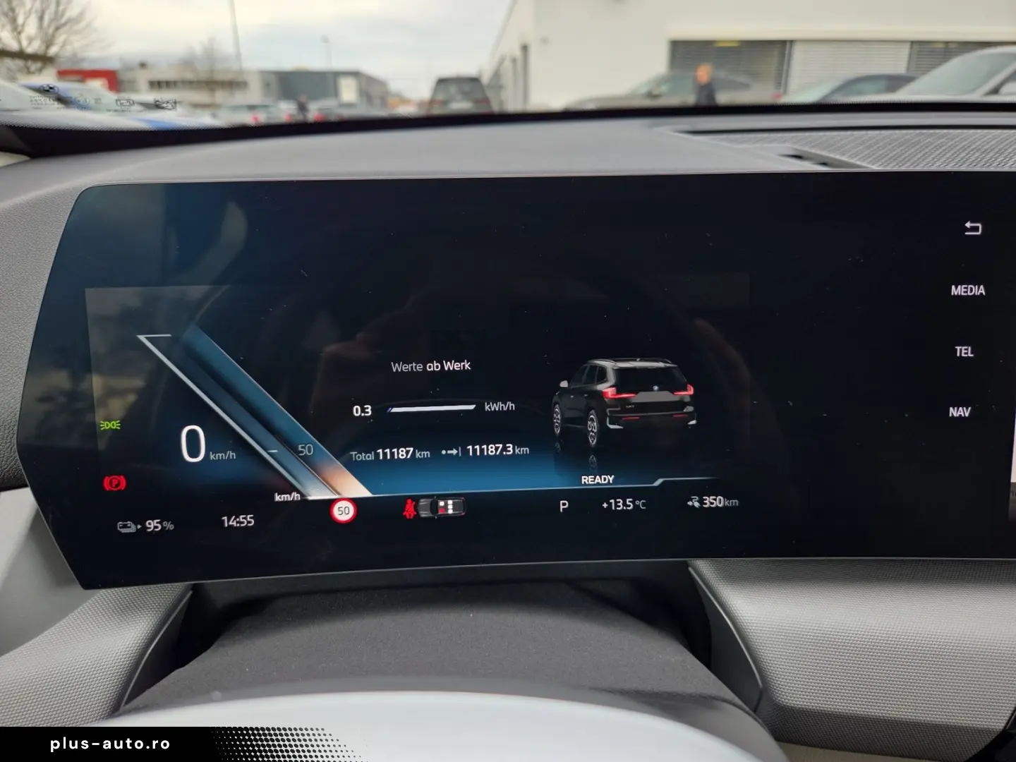 BMW iX1 xDrive30 DAB Pano.Dach Parkassistent Shz