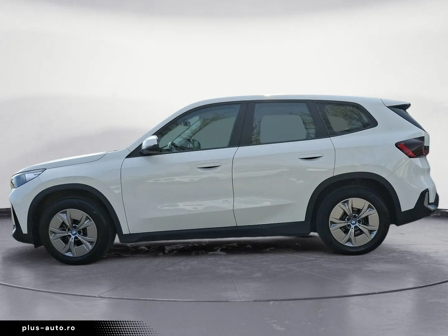 BMW iX1 xDrive30 Adaptives Fahrwerk Komfortzugang