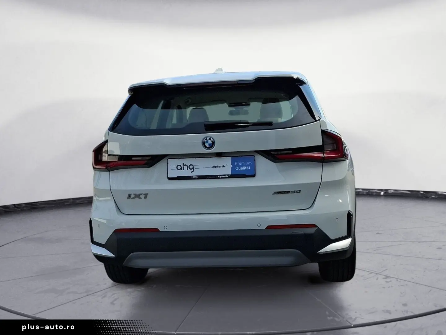 BMW iX1 xDrive30 Adaptives Fahrwerk Komfortzugang