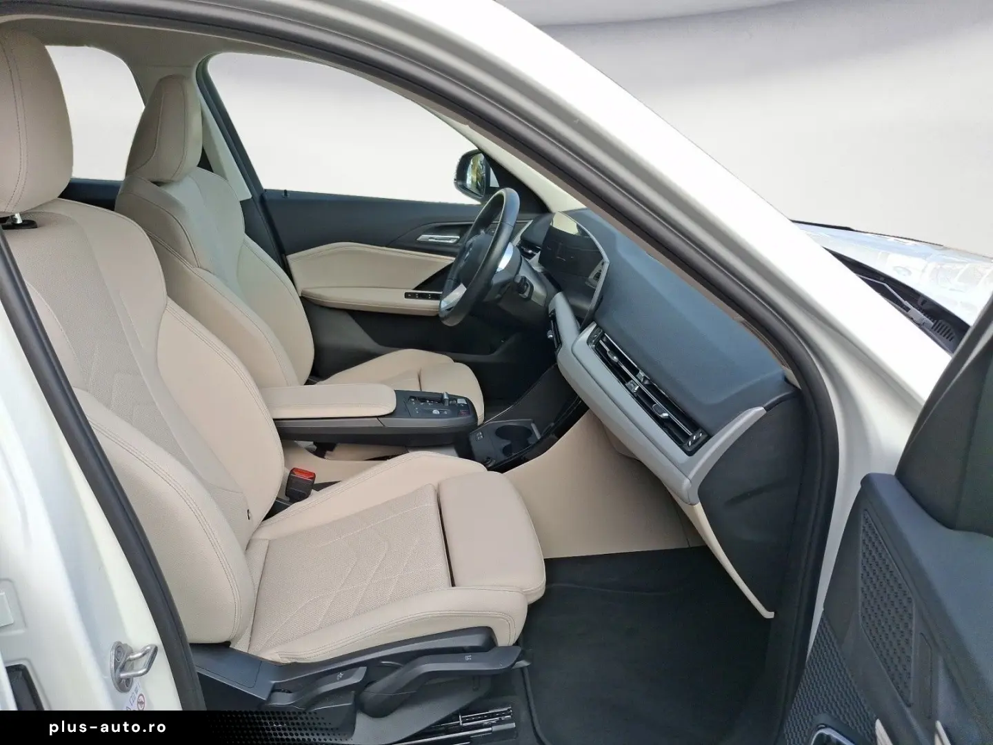 BMW iX1 xDrive30 Adaptives Fahrwerk Komfortzugang