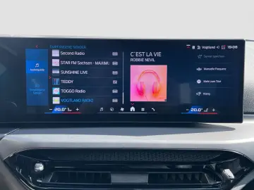 BMW M2 SpurAss HUD HiFi Navi RFK Memory Tempomat