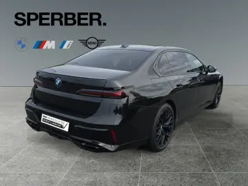 BMW M760e xDrive M Performance Paket Executive Loung