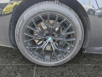 BMW M760e xDrive M Performance Paket Executive Loung