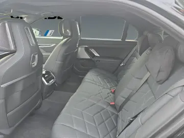 BMW M760e xDrive M Performance Paket Executive Loung