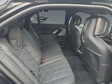 BMW M760e xDrive M Performance Paket Executive Loung