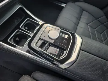 BMW M760e xDrive M Performance Paket Executive Loung