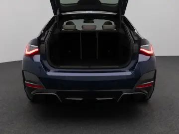 BMW i4 M50 Gran Coupé 360 Glasdach Laser HUD DAB H K