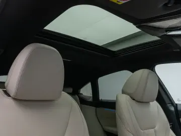 BMW i4 M50 Gran Coupé 360 Glasdach Laser HUD DAB H K