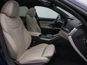 BMW i4 M50 Gran Coupé 360 Glasdach Laser HUD DAB H K