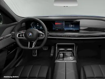 BMW M760e xDrive SkyLounge Autobahnass. Massage