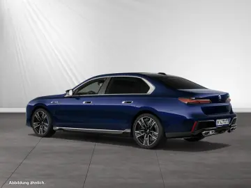 BMW M760e xDrive SkyLounge Autobahnass. Massage
