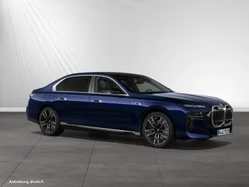 BMW M760e xDrive SkyLounge Autobahnass. Massage
