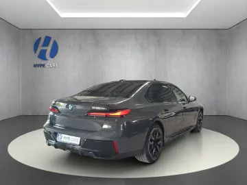 BMW i7 xD e60 M Sport PanoSky FOND TV 21Z AutomTüren