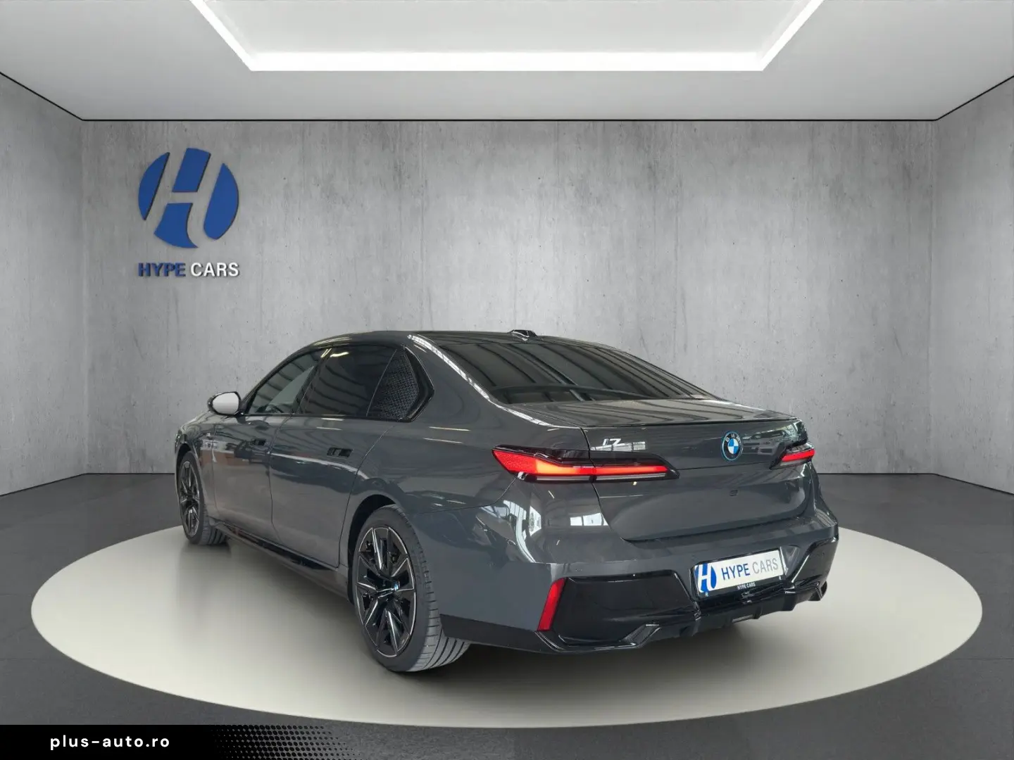 BMW i7 xD e60 M Sport PanoSky FOND TV 21Z AutomTüren