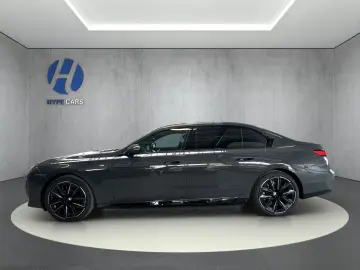 BMW i7 xD e60 M Sport PanoSky FOND TV 21Z AutomTüren