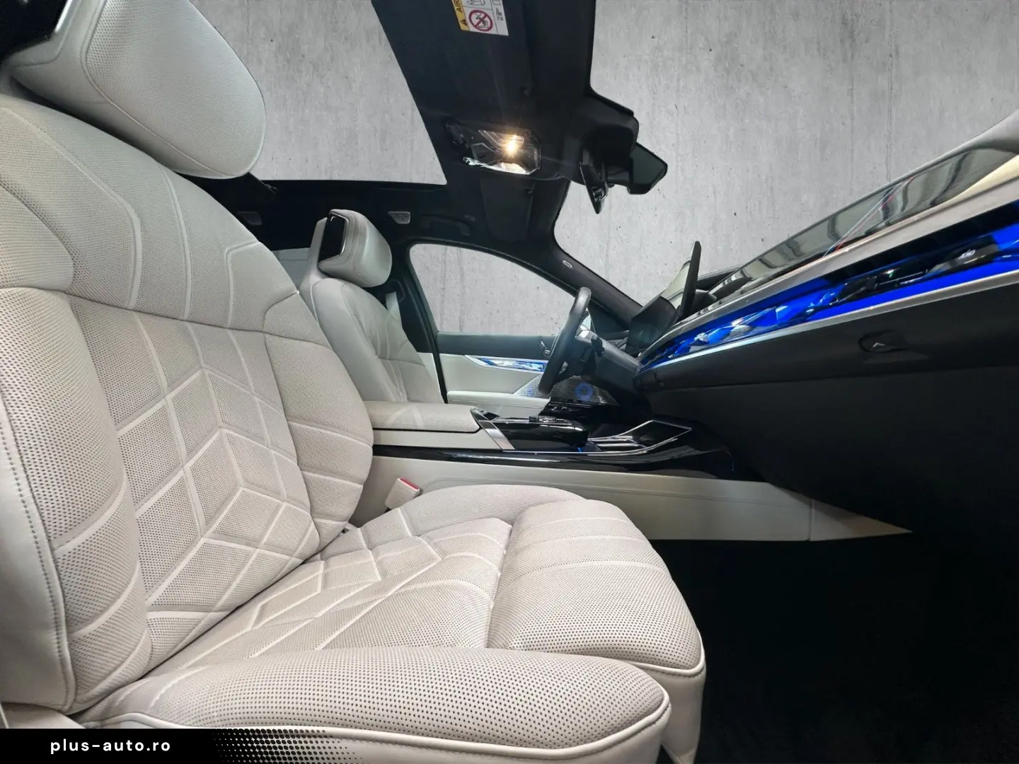 BMW i7 xD e60 M Sport PanoSky FOND TV 21Z AutomTüren