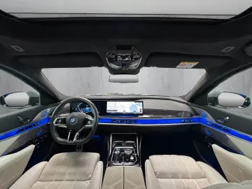 BMW i7 xD e60 M Sport PanoSky FOND TV 21Z AutomTüren