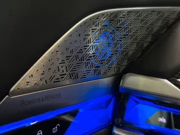 BMW i7 xD e60 M Sport PanoSky FOND TV 21Z AutomTüren