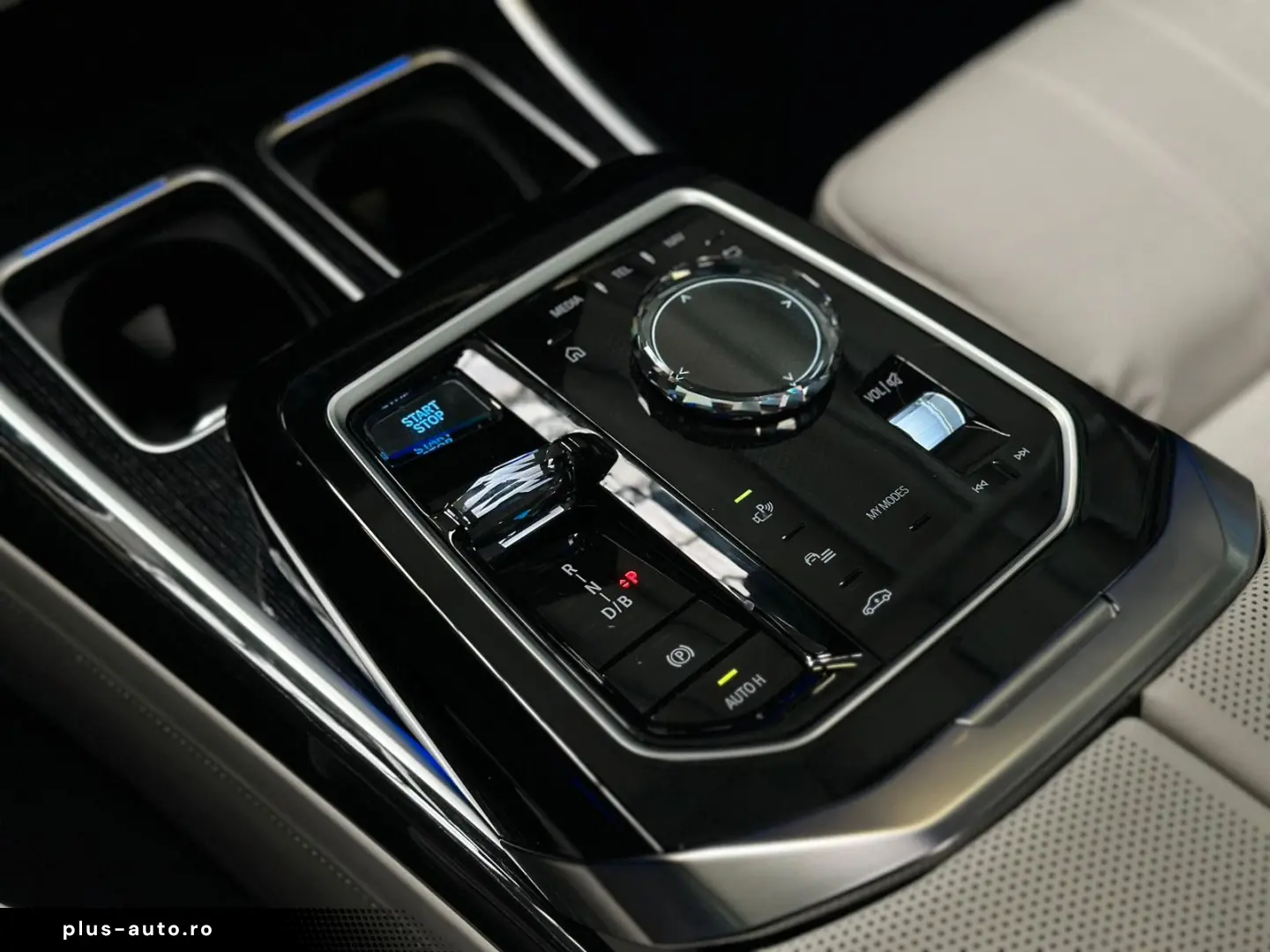 BMW i7 xD e60 M Sport PanoSky FOND TV 21Z AutomTüren
